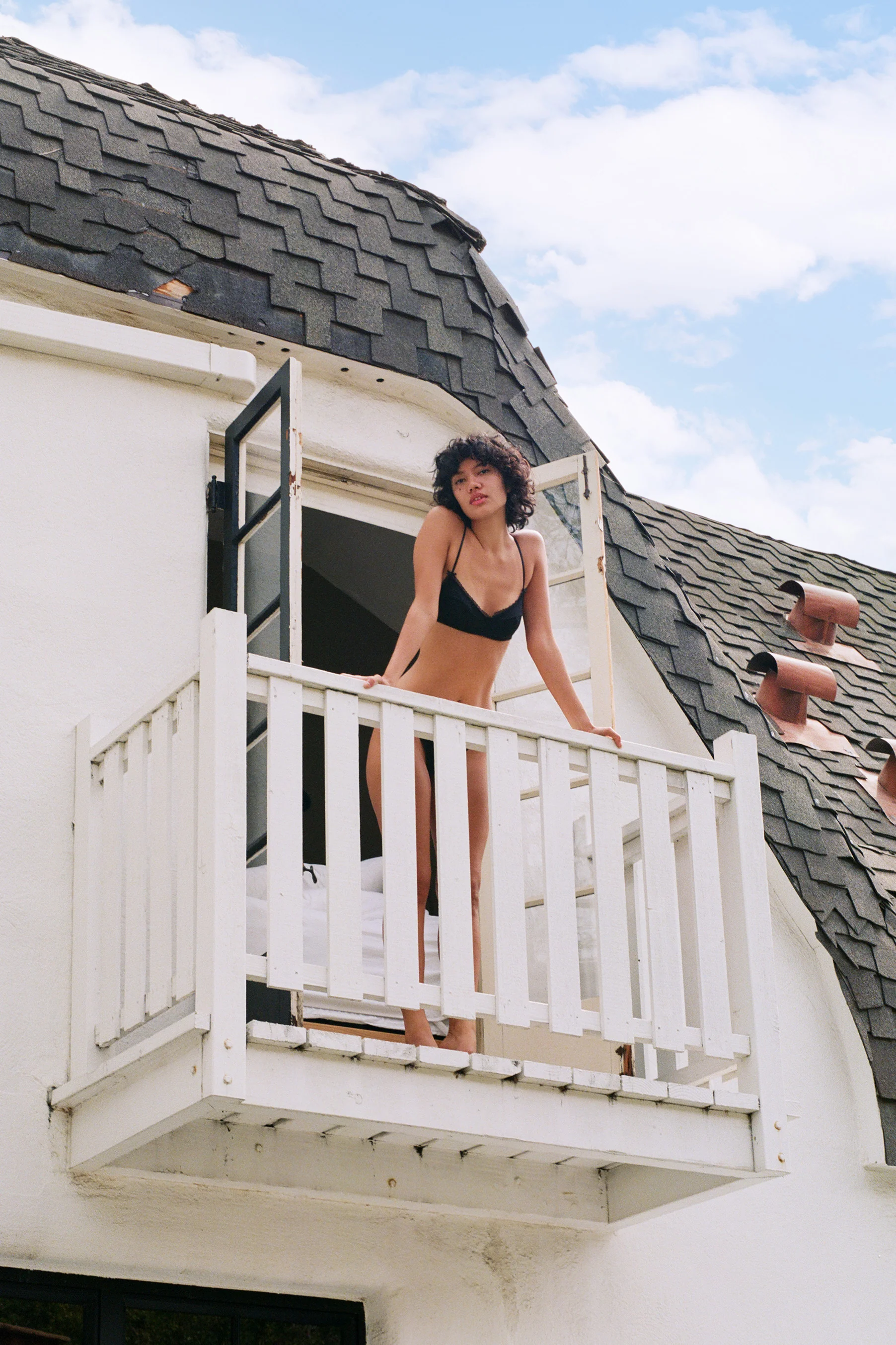 The Balconette Black - Image 3